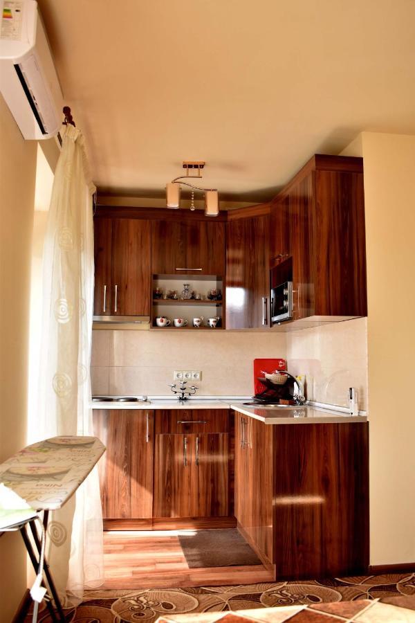 Напротив Спортивно-Концертного Комплекса Apartment Yerevan Exterior photo