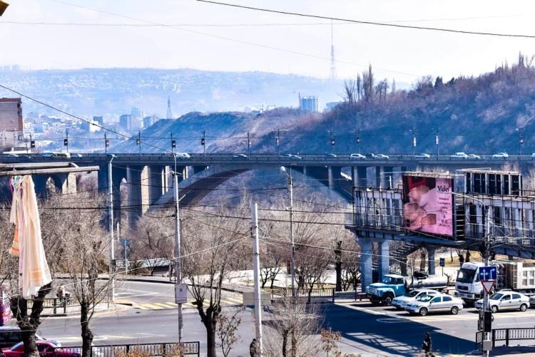 Напротив Спортивно-Концертного Комплекса Apartment Yerevan Exterior photo