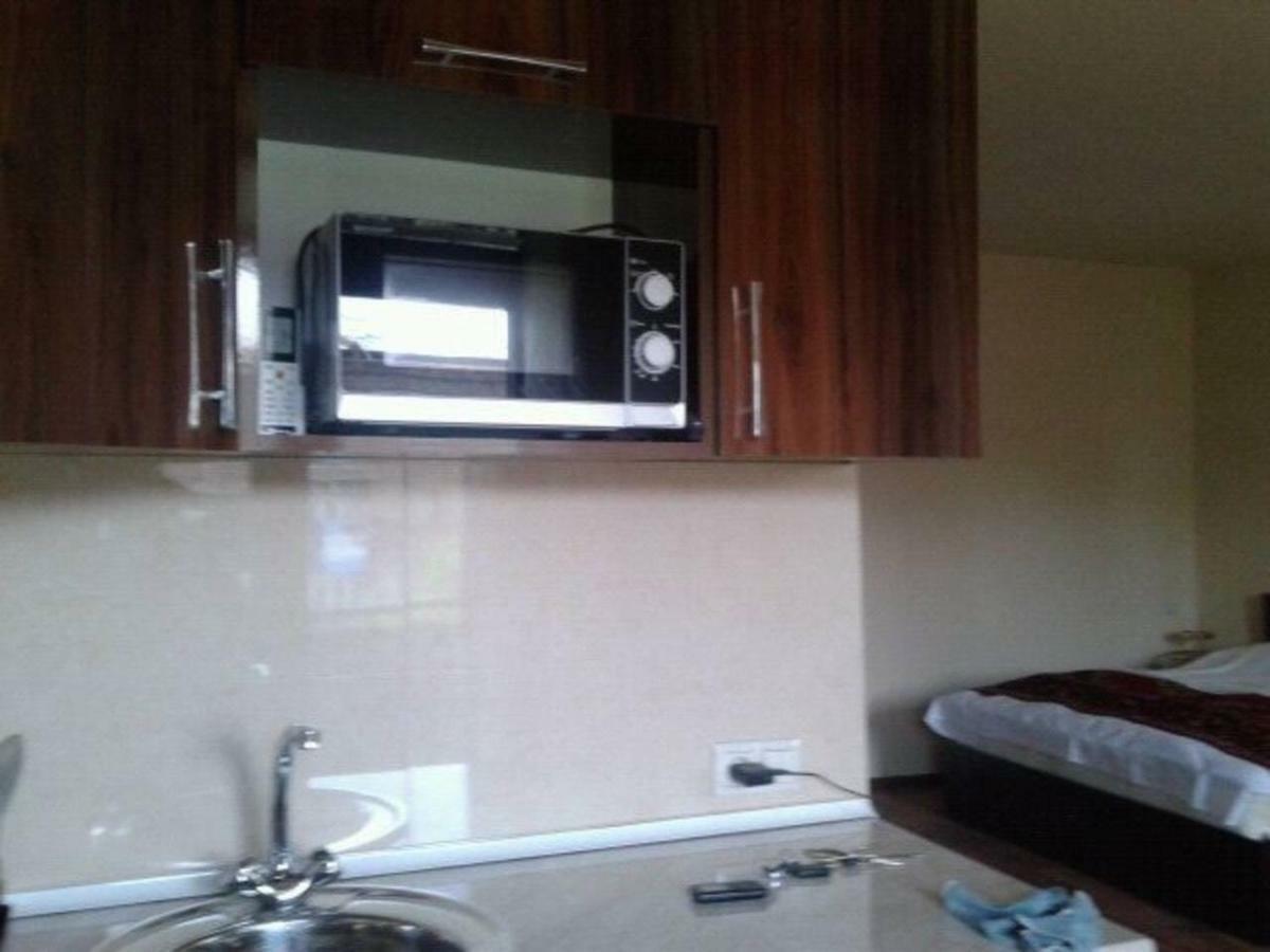 Напротив Спортивно-Концертного Комплекса Apartment Yerevan Exterior photo